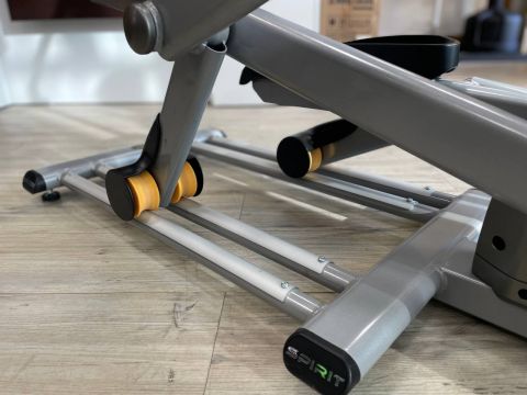 Эллиптический тренажер Spirit Fitness XG200 (Витринный экземпляр)