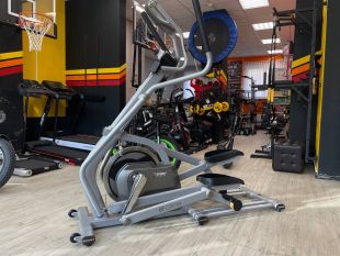 Эллиптический тренажер Spirit Fitness XG200 (Витринный экземпляр)
