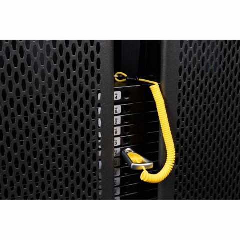 Сгибание ног сидя E-7023. Стек 110 кг.