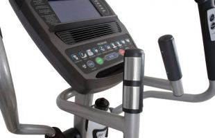 Эллиптический тренажер Spirit Fitness XE795